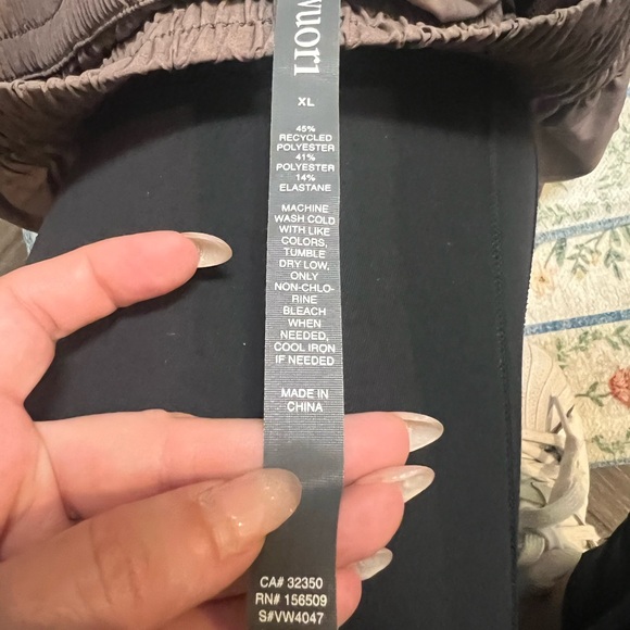 Vuori Women's Villa Wideleg Pants XL Short Brown - Picture 4 of 4